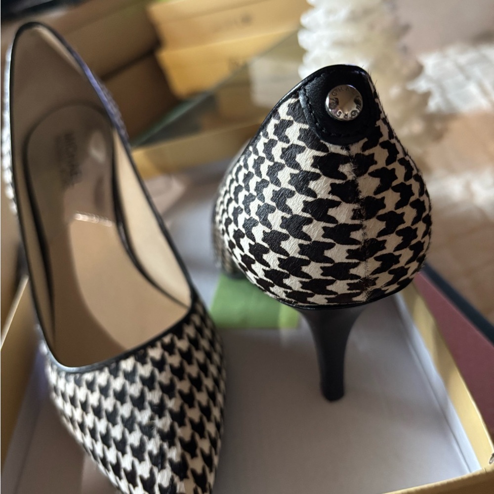 Michael Kors Black and White Houndstooth Heels